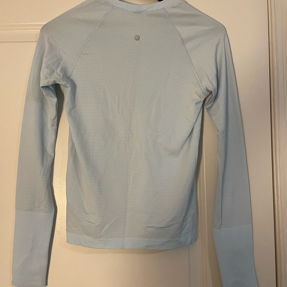 Lululemon Athletica Blue Crew Neck Long Sleeve Top - Picture 3 of 4